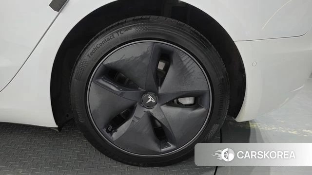 Tesla Model 3 id 4702951 из Кореи 13