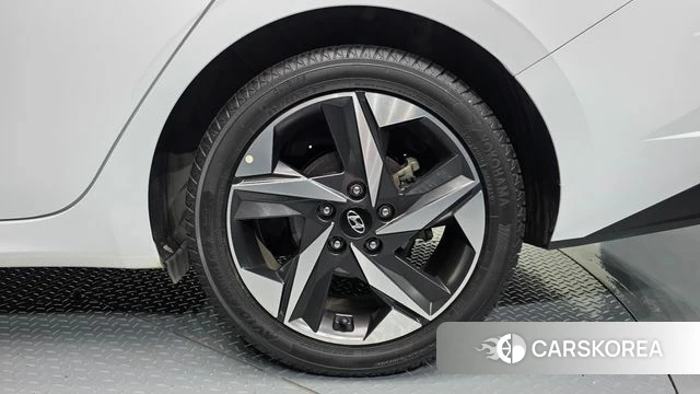 Hyundai Avante Hybrid (CN7) id 4981381 из Кореи 13