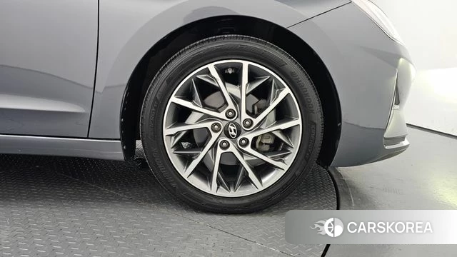 Hyundai The New Avante AD id 4930925 из Кореи 13