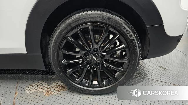 Mini Cooper Clubman id 5039679 из Кореи 13