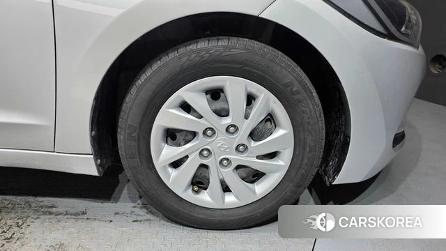 Hyundai Avante AD id 4638321 из Кореи 13