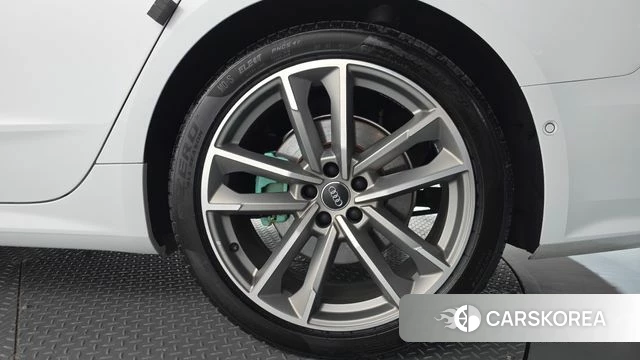 Audi A7 (4K) id 4992907 из Кореи 13