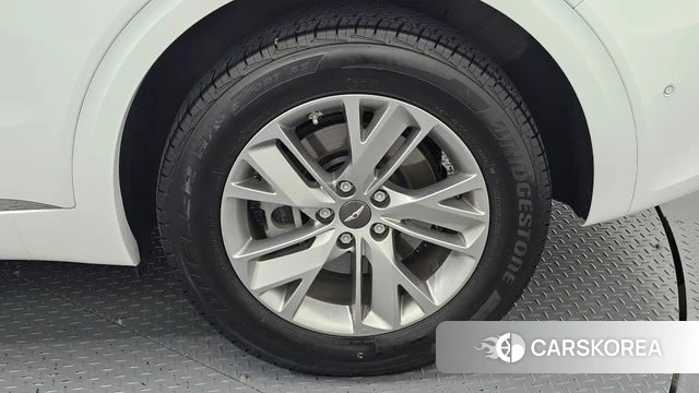 Genesis GV70 id 5033508 из Кореи 13