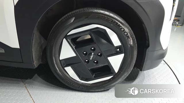 Kia EV3 id 5039234 из Кореи 13