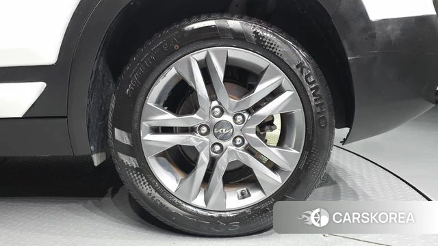 Kia Seltos id 4958753 из Кореи 13