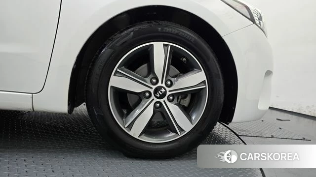 Kia The New K3 id 5042223 из Кореи 13