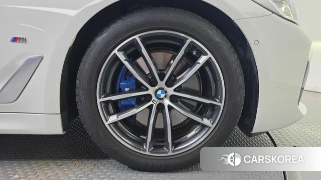 BMW 5 Series (G30) id 5033787 из Кореи 13