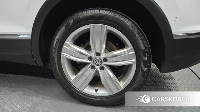Volkswagen Tiguan second Generation id 5035219 из Кореи 13
