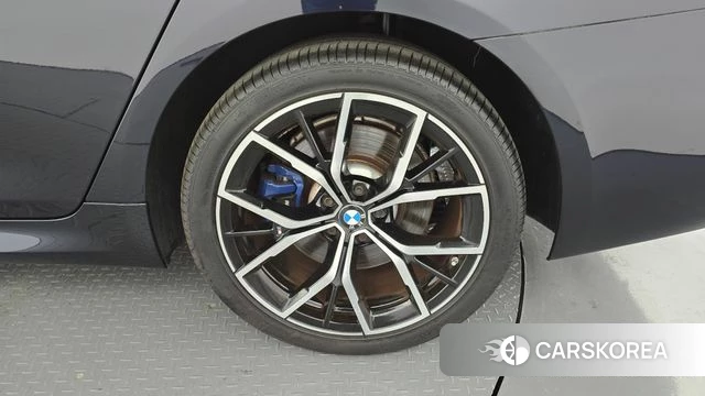BMW 5 Series (G30) id 5017771 из Кореи 13