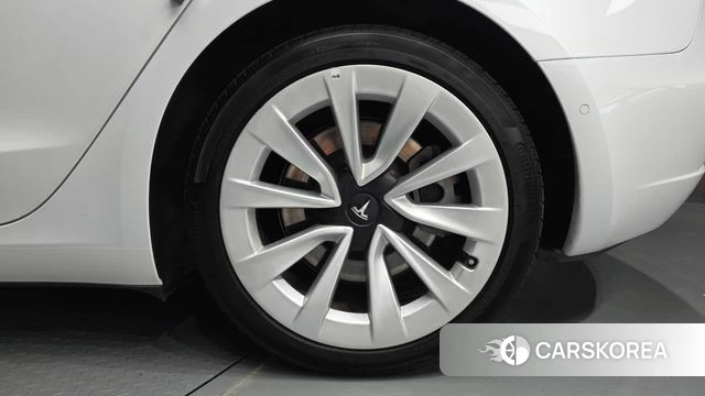 Tesla Model 3 id 5012874 из Кореи 13