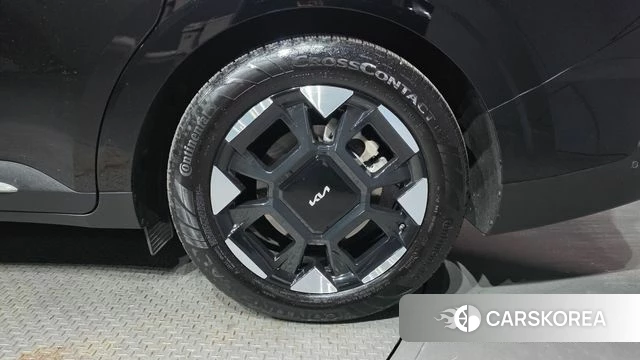 Kia The New Carnival 4th Generation id 5015910 из Кореи 13