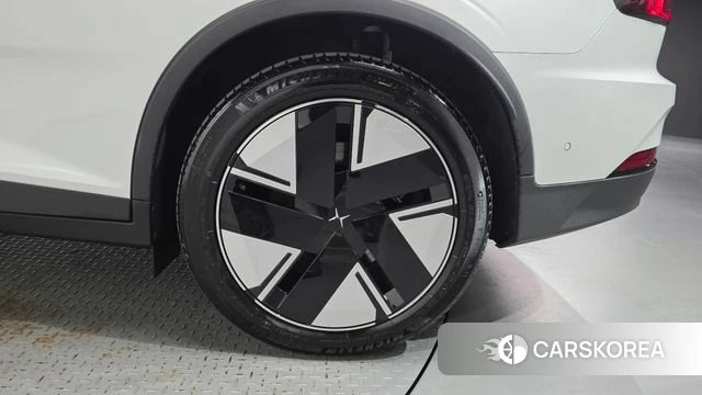 Polestar Polestar 2 id 4934721 из Кореи 13