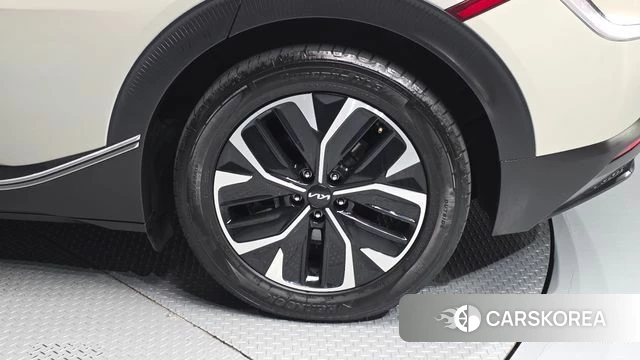 Kia EV6 id 5040102 из Кореи 13