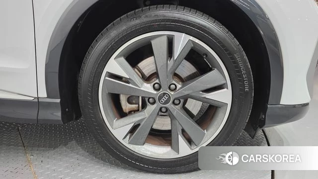 Audi Q4 e-Tron (F4) id 4905506 из Кореи 13