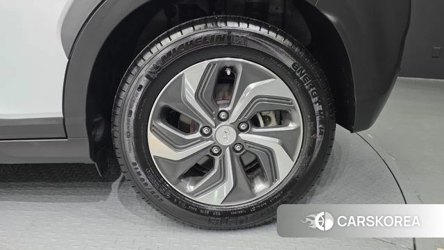 Hyundai Kona Hybrid id 4683796 из Кореи 13