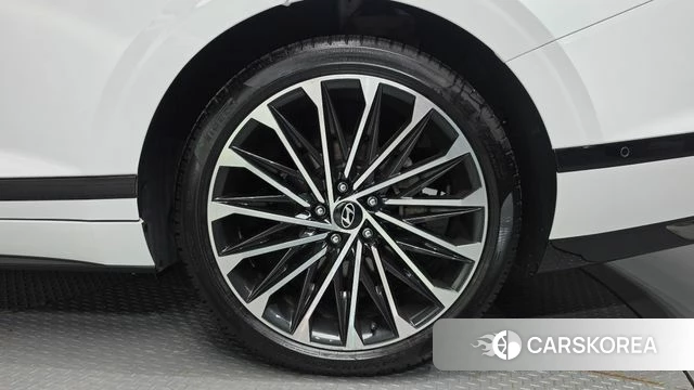 Hyundai Grandeur Hybrid (GN7) id 4964703 из Кореи 13