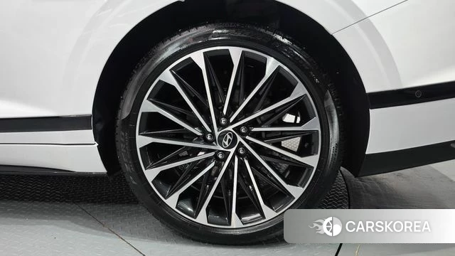 Hyundai Grandeur Hybrid (GN7) id 4773527 из Кореи 13