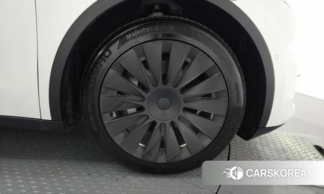 Tesla Model Y id 5047589 из Кореи 13