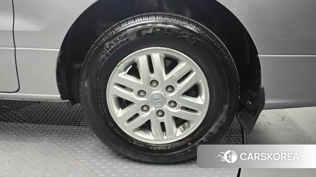 Hyundai The New Grand Starex id 4551715 из Кореи 13