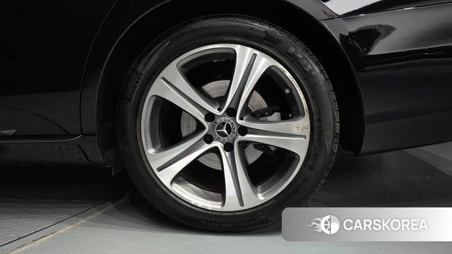 Mercedes-Benz E-Class W213 id 4993275 из Кореи 13