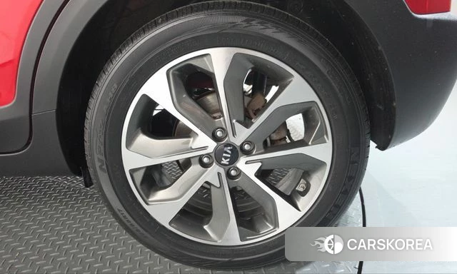 Kia Stonic id 5048684 из Кореи 13