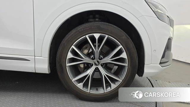 Audi Q8 (4M) id 4992327 из Кореи 13