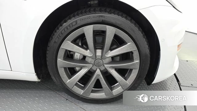 Tesla Model 3 id 4997696 из Кореи 13