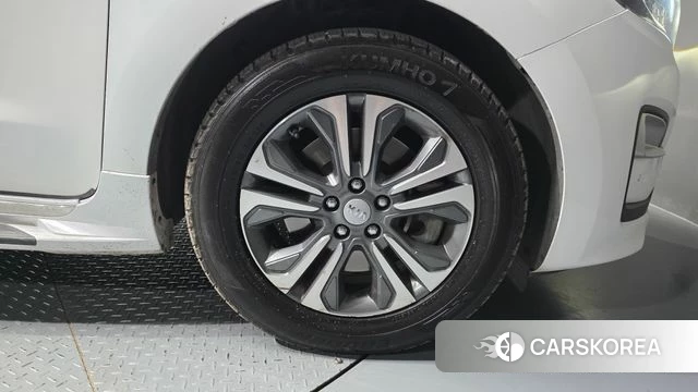 Kia The New Carnival id 4960112 из Кореи 13