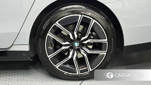 BMW 7 Series (G70) id 5016316 из Кореи 13