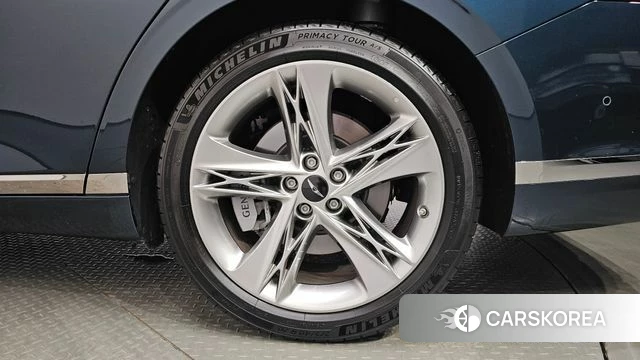 Genesis G90 (RS4) id 4935720 из Кореи 13