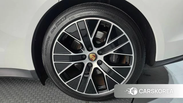Porsche Taycan id 4905033 из Кореи 13
