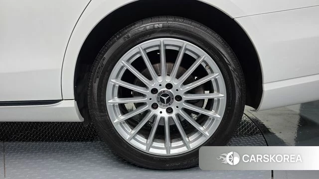 Mercedes-Benz E-Class W213 id 4917709 из Кореи 13