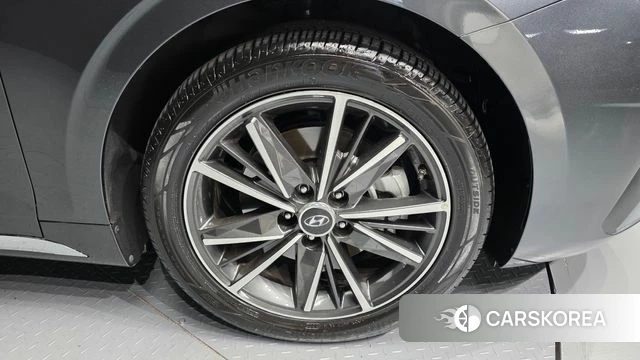 Hyundai The New Grandeur IG id 5040478 из Кореи 13