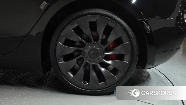 Tesla Model 3 id 4936758 из Кореи 13