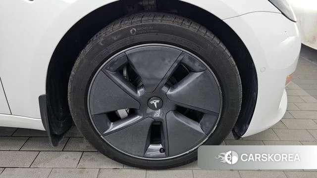Tesla Model 3 id 4763746 из Кореи 13