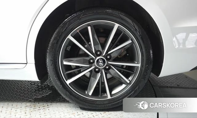 Hyundai The New Grandeur IG id 5012739 из Кореи 13