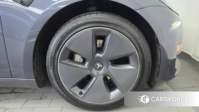 Tesla Model 3 id 4656816 из Кореи 13