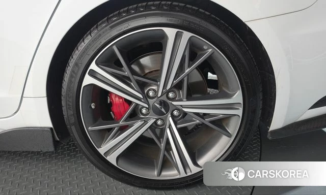Genesis The New G70 id 5002119 из Кореи 13