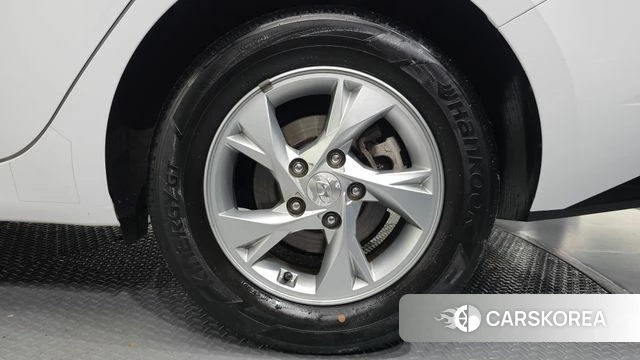Hyundai Avante (CN7) id 4952213 из Кореи 13