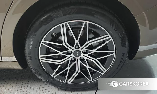 Genesis G90 (RS4) id 4966084 из Кореи 13
