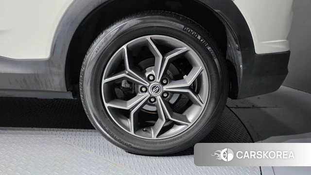 Ssangyong Beautiful Korando id 4998196 из Кореи 13