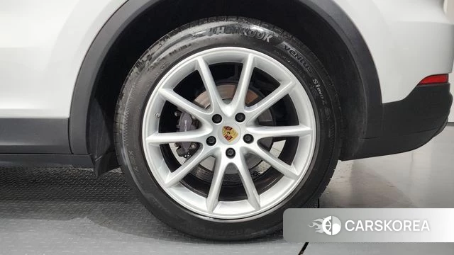 Porsche Cayenne (PO536) id 4906927 из Кореи 13