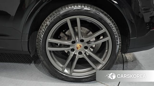 Porsche Cayenne (PO536) id 4661021 из Кореи 13