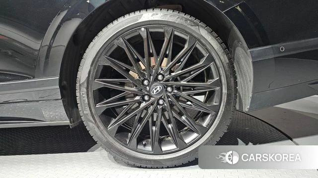 Hyundai Grandeur Hybrid (GN7) id 5011423 из Кореи 13