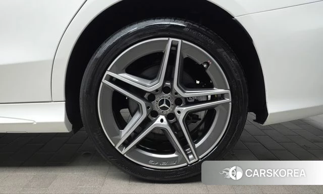 Mercedes-Benz C-Class W205 id 5035604 из Кореи 13