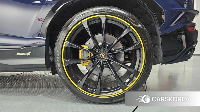 Lamborghini Urus id 4660673 из Кореи 13