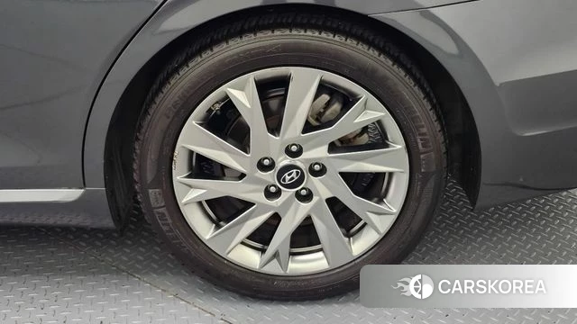 Hyundai The New Grandeur IG Hybrid id 5041472 из Кореи 13