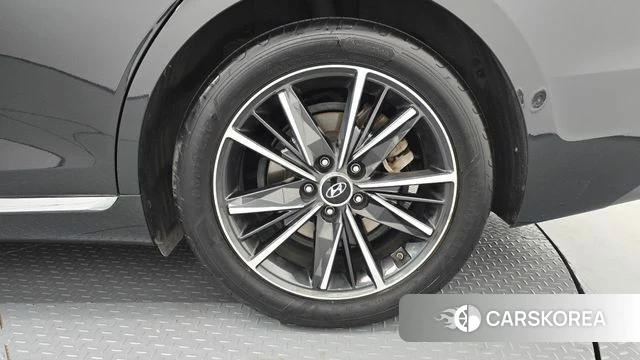Hyundai The New Grandeur IG id 5003899 из Кореи 13