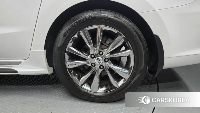 Kia The New Carnival id 4993651 из Кореи 13