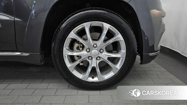 Jeep Grand Cherokee id 4936606 из Кореи 13